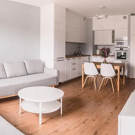 Apartment Marywilska Warsaw